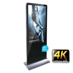 Digitale Info-Stele 85" im Smartphone-Design mit 4K Display 